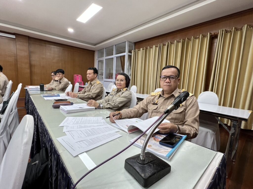 ประชุมคณะกรรมการคัดเลือกโรงเรียนต้นแบบและครูต้นแบบการจัดการเรียนรู้ฯ 3 S 51601512 0