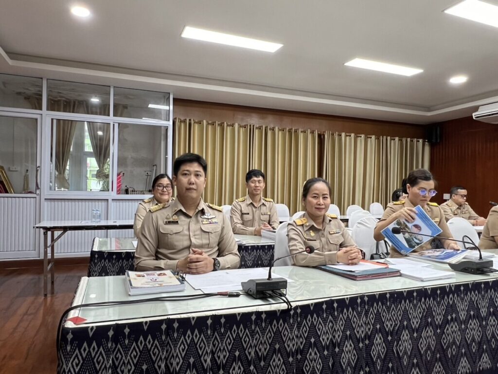 ประชุมคณะกรรมการคัดเลือกโรงเรียนต้นแบบและครูต้นแบบการจัดการเรียนรู้ฯ 4 S 51601533 0 0