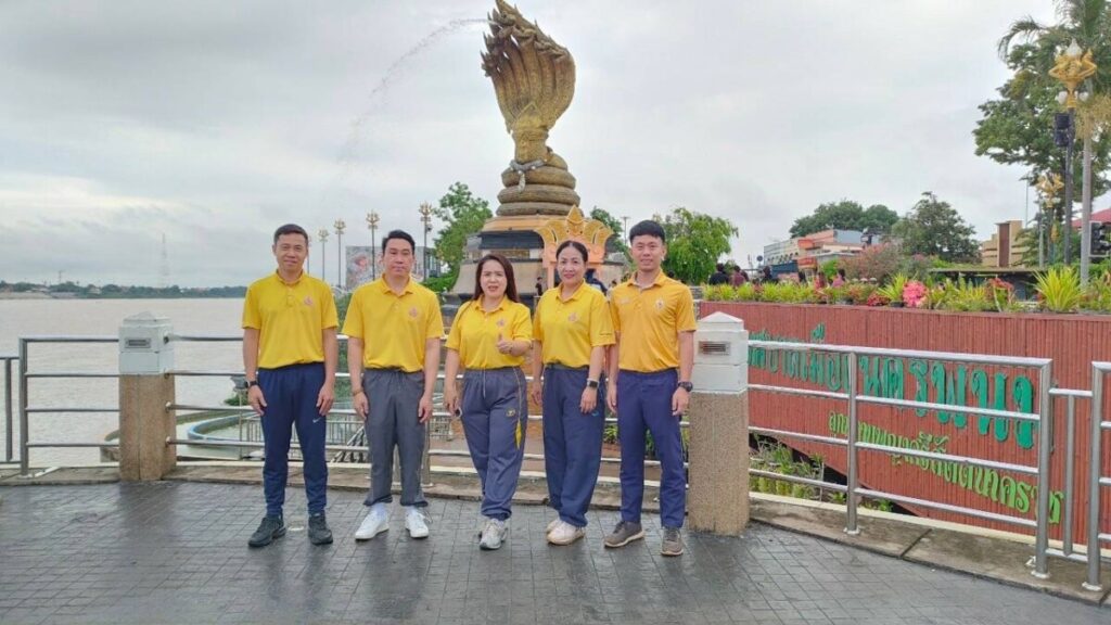 กิจกรรมเดิน วิ่ง ปั่น ธงตราสัญลักษณ์งานเฉลิมพระเกียรติพระบาทสมเด็จพระเจ้าอยู่หัว 3 S 8970293 0