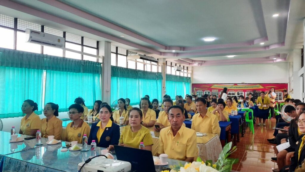 อบรมเชิงปฏิบัติการ "การพัฒนาครู เรื่อง เทคนิคการจัดการเรียนรู้แบบใช้โครงงานเป็นฐาน" ณ โรงเรียนบ้านหนองสังข์ราษฎร์บำรุง 2 105208