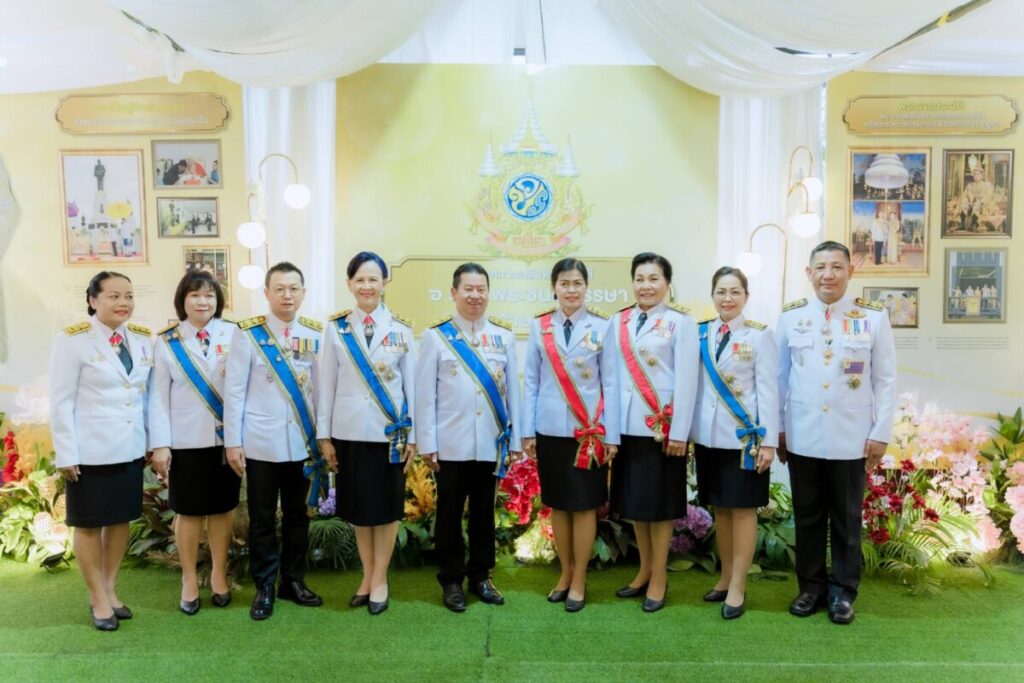 ร่วมงานสโมสรสันนิบาตเฉลิมพระเกียรติพระบาทสมเด็จพระเจ้าอยู่หัว 2 661800