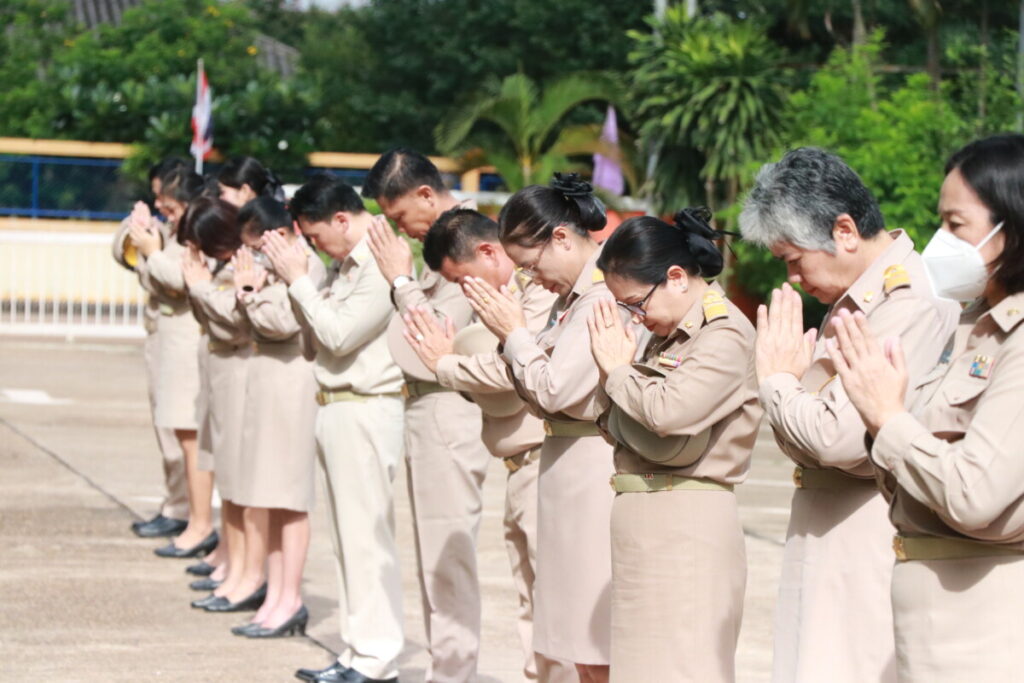 กิจกรรมเชิงสัญลักษณ์เขตสุจริต,ร้องเพลงชาติ, สวดมนต์ไหว้พระ,กล่าวคำปฏิญาณเขตสุจริต 4 IMG 1185