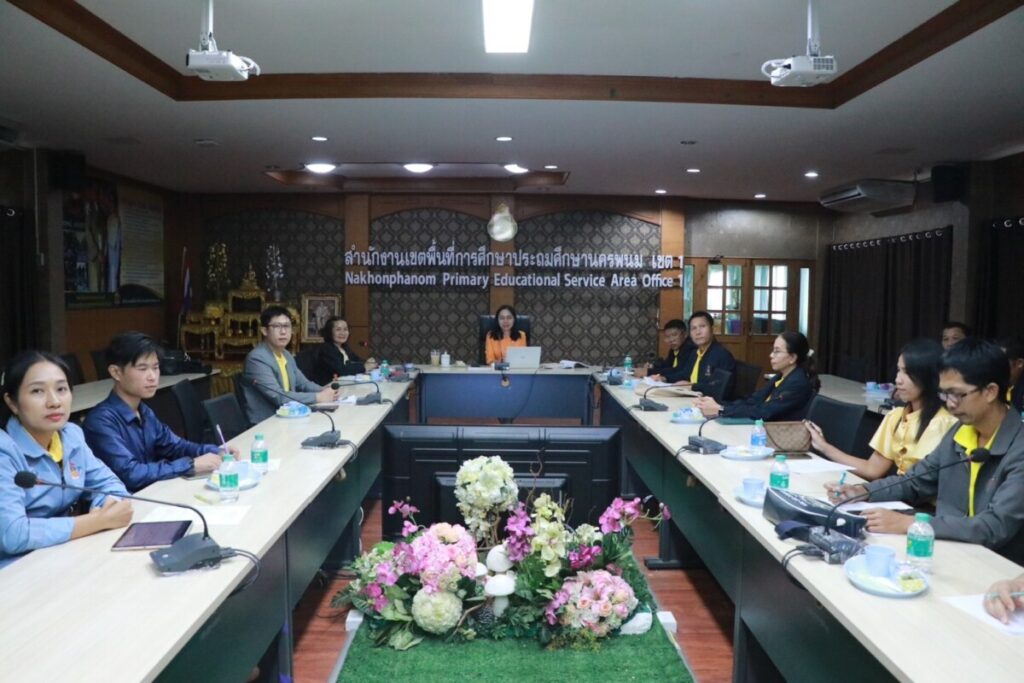 ประชุมถอดบทเรียนผลการดำเนินงานโรงเรียนต้นแบบชุมชนแห่งการเรียนรู้ทางวิชาชีพ 1 S 51896359 0