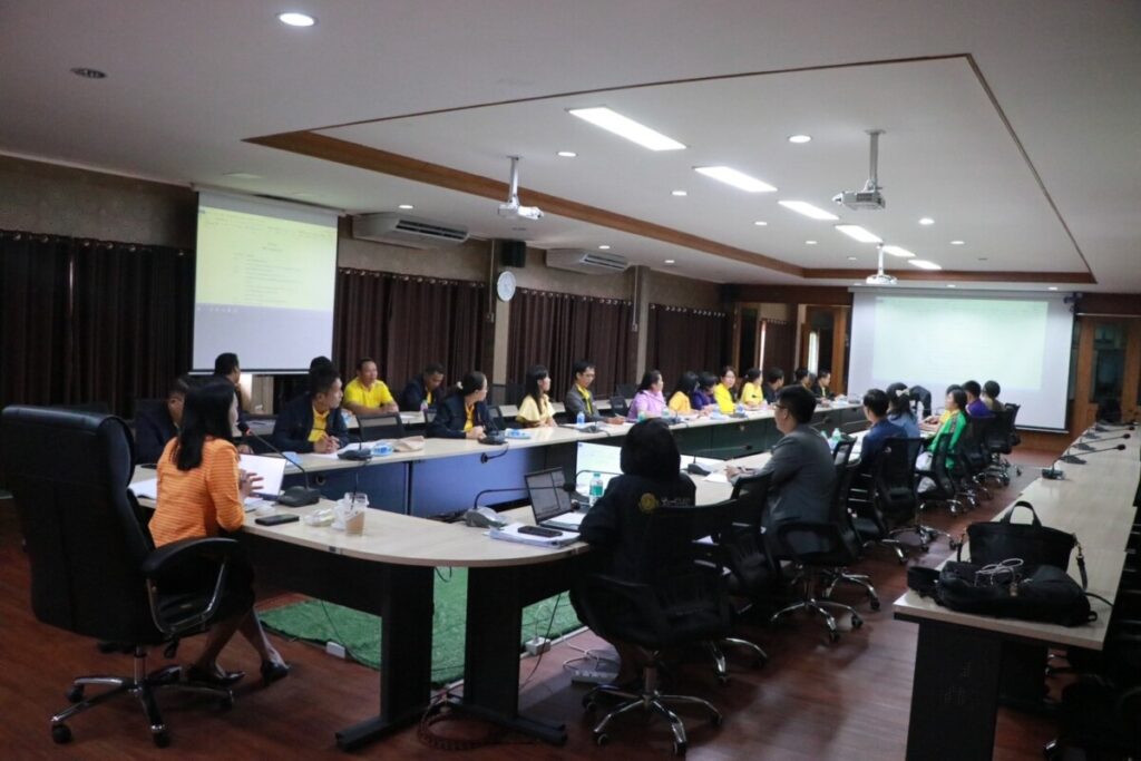 ประชุมถอดบทเรียนผลการดำเนินงานโรงเรียนต้นแบบชุมชนแห่งการเรียนรู้ทางวิชาชีพ 3 S 51896361 0