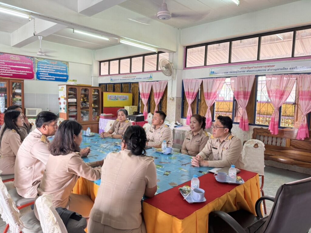 นิเทศ ติดตามการเรียนการสอน ตรวจสอบการการเงิน บัญชัพัสดุ พร้อมให้ความรู้ด้านกฎหมาย โรงเรียนบ้านทู้ 2 S 7544857