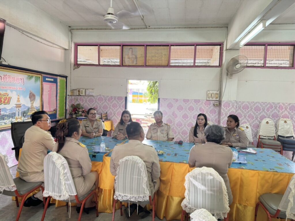 นิเทศ ติดตามการเรียนการสอน ตรวจสอบการการเงิน บัญชัพัสดุ พร้อมให้ความรู้ด้านกฎหมาย โรงเรียนบ้านทู้ 5 S 7544861