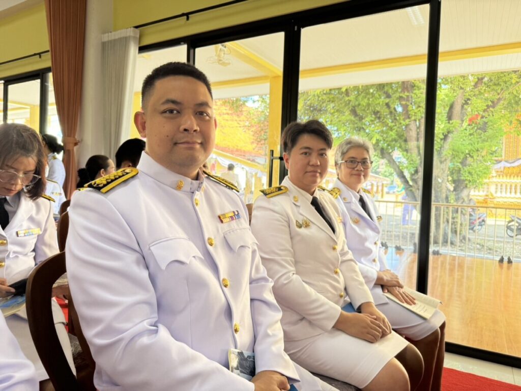 ร่วมพิธีบำเพ็ญกุศลแด่ พระบาทสมเด็จพระปรเมนทรรามาธิบดีศรีสินทรมหามงกุฏ พระจอมเกล้าเจ้าอยู่หัว พระสยามเทวมหามกุฏวิทยมหาราช เนื่องในอภิลักขิตสมัย 200 ปี 3 S 8167484 0