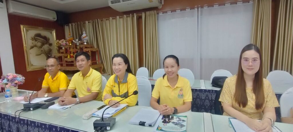 ประชุมคณะกรรมการจัดทำแบบรายงานผลการดำเนินงานระบบการดูแลช่วยเหลือนักเรียน (รน.2) สพป.นพ.1 1 663013