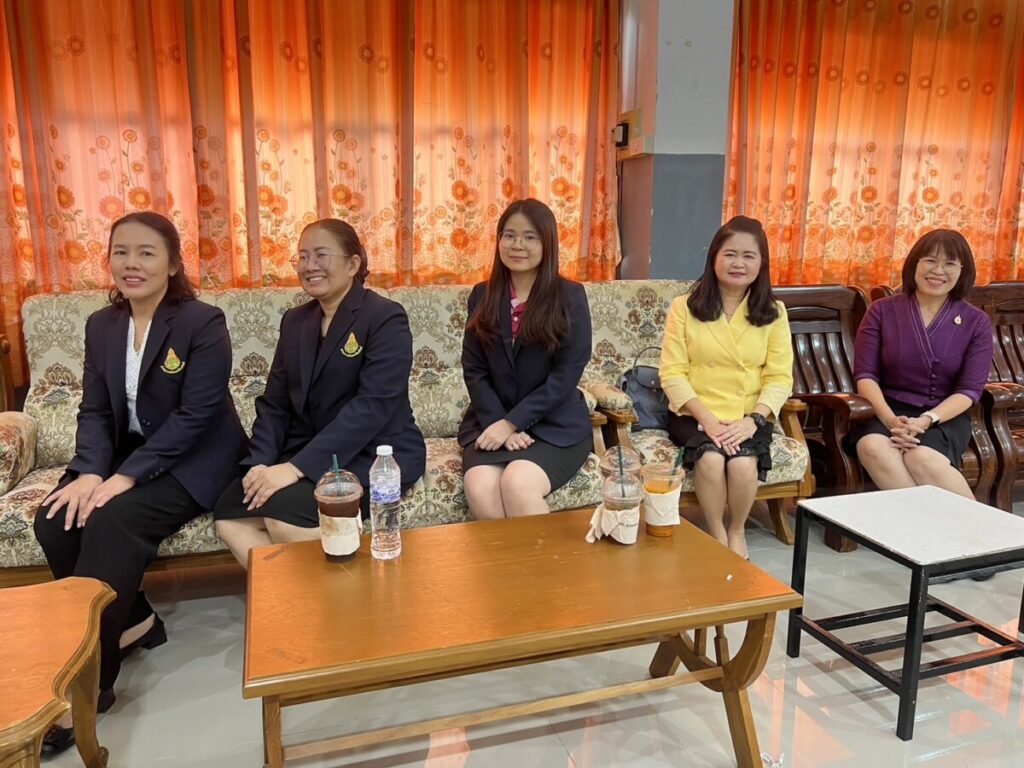 พิธีปิดโครงการฝึกอบรมการใช้งานโปรแกรมทะเบียนคุมทรัพย์สิน สำหรับหน่วยงานในสังกัดสำนักงานคณะกรรมการการศึกษาขั้นพื้นฐาน 2 S 14499877