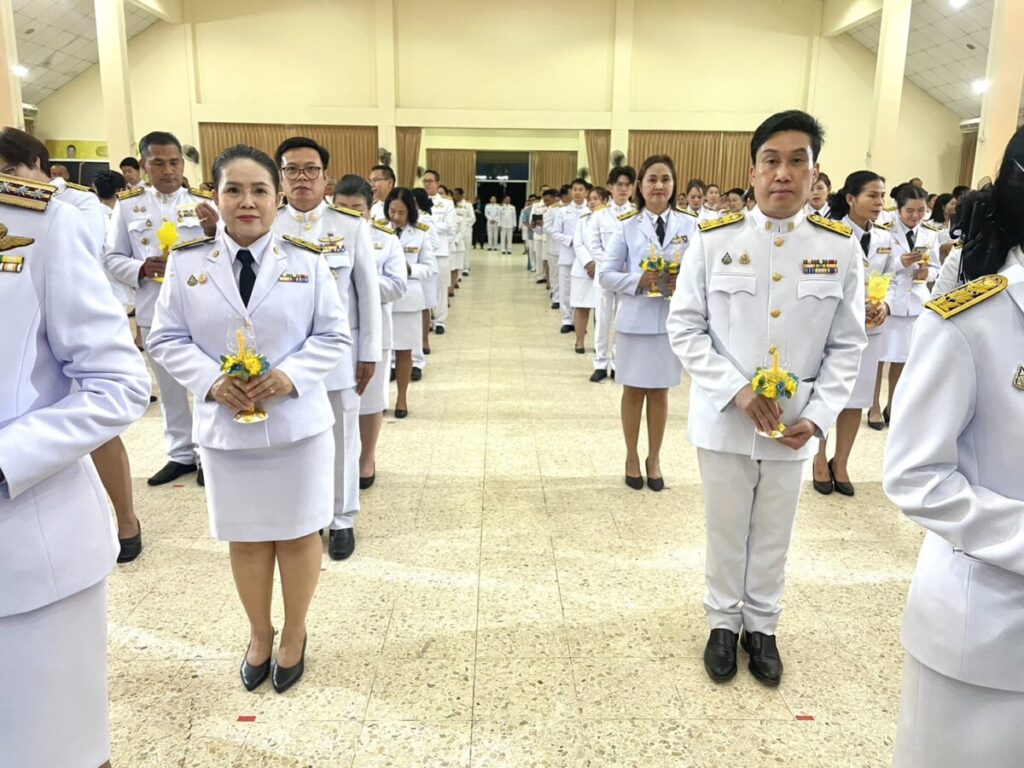 ร่วมพิธีถวายเครื่องราชสักการะและวางพานพุ่ม พิธีจุดเทียนถวายพระพรชัยมงคล วันแม่แห่งชาติ 2567 4 S 24281248 0