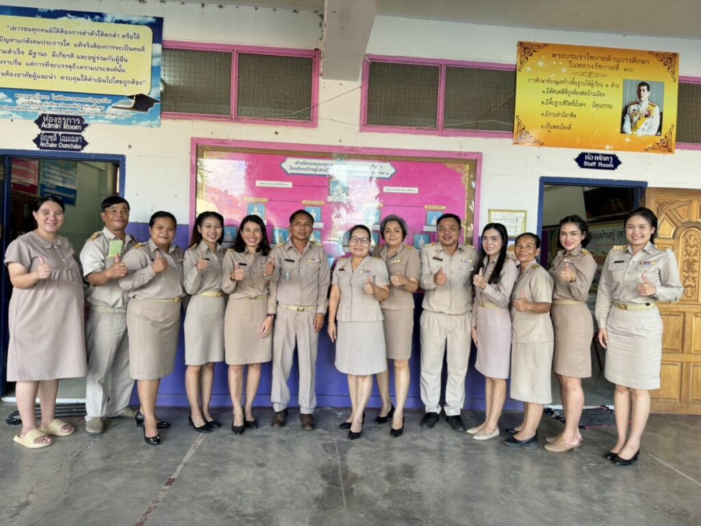 ตรวจสอบโครงการอาหารกลางวัน ที่ได้รับจากองค์กรปกครองส่วนท้องถิ่น พร้อมให้ความรู้ด้านกฎหมาย โรงเรียนบ้านทู้ 1 S 7946305 0