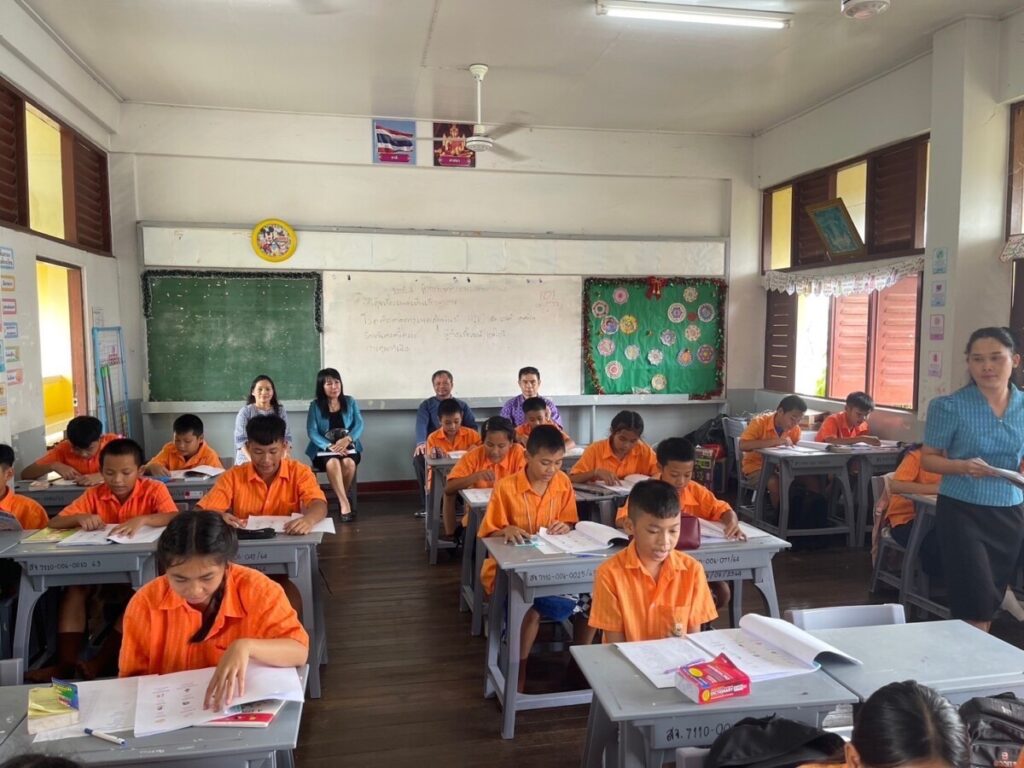 ร่วมสังเกตการจัดการเรียนการสอน ห้องเรียนที่ใช้การจัดการเรียนรู้แบบ (Active learning) ตามแผนนิเทศภายในโรงเรียน ครั้งที่ 1 ประจำปีการศึกษา พ.ศ. 2567 ณ โรงเรียนสุนทรวิจิตร 2 S 8249398