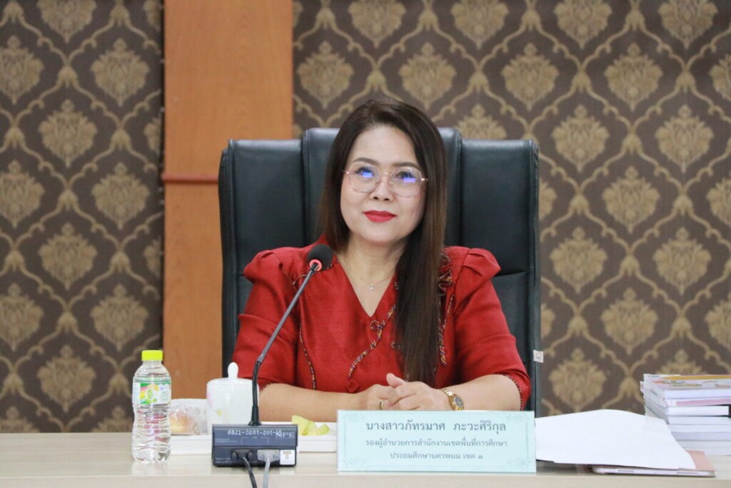 ประชุมกลั่นกรองผลงานครูเข้ารับรางวัล “ครูดีในดวงใจ” ประจำเขตตรวจราชการที่ 11 2 Img 1042