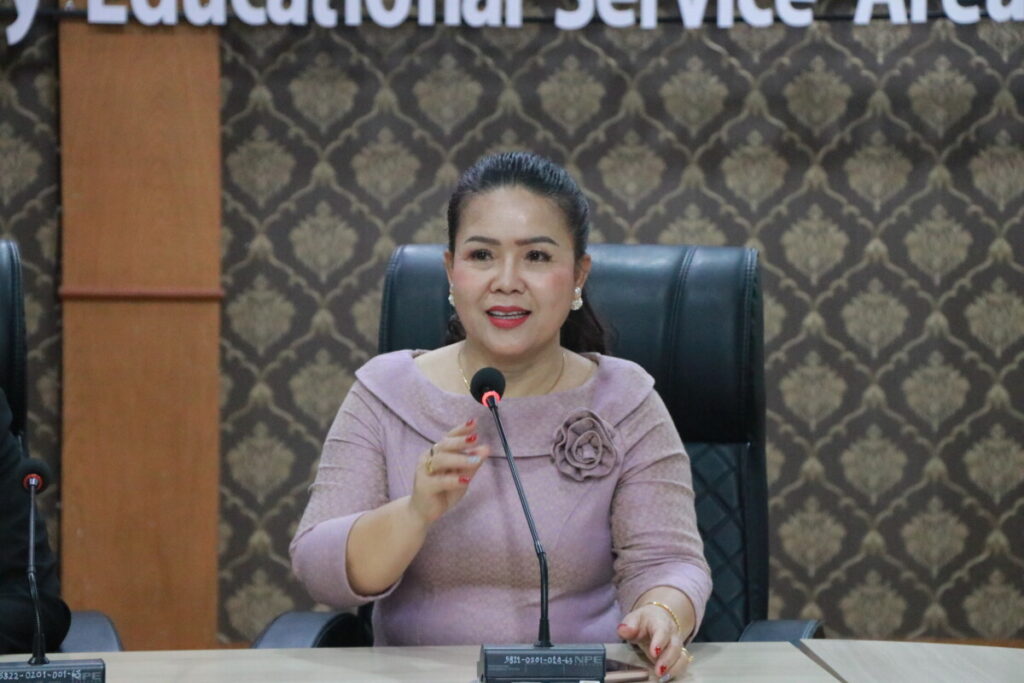ต้อนรับคณะบุคลากรจาก สพป.สมุทรปราการ เขต 2 ในการศึกษาดูงานโครงการพัฒนาศักยภาพข้าราชการครูและบุคลากรทางการศึกษาฯ 3 Img 4310