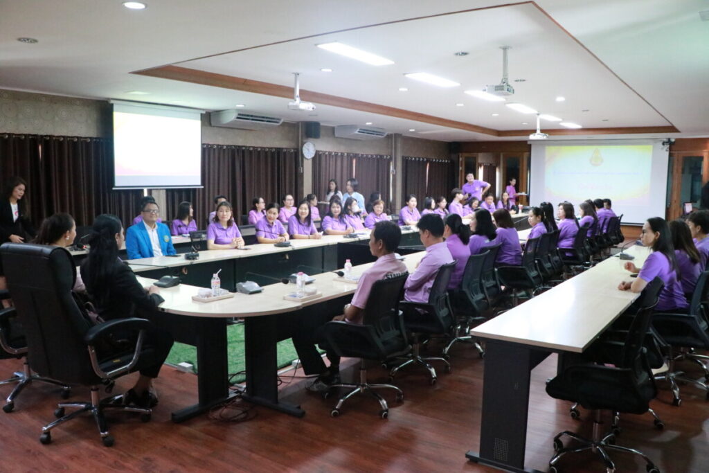 ต้อนรับคณะบุคลากรจาก สพป.สมุทรปราการ เขต 2 ในการศึกษาดูงานโครงการพัฒนาศักยภาพข้าราชการครูและบุคลากรทางการศึกษาฯ 5 Img 4313