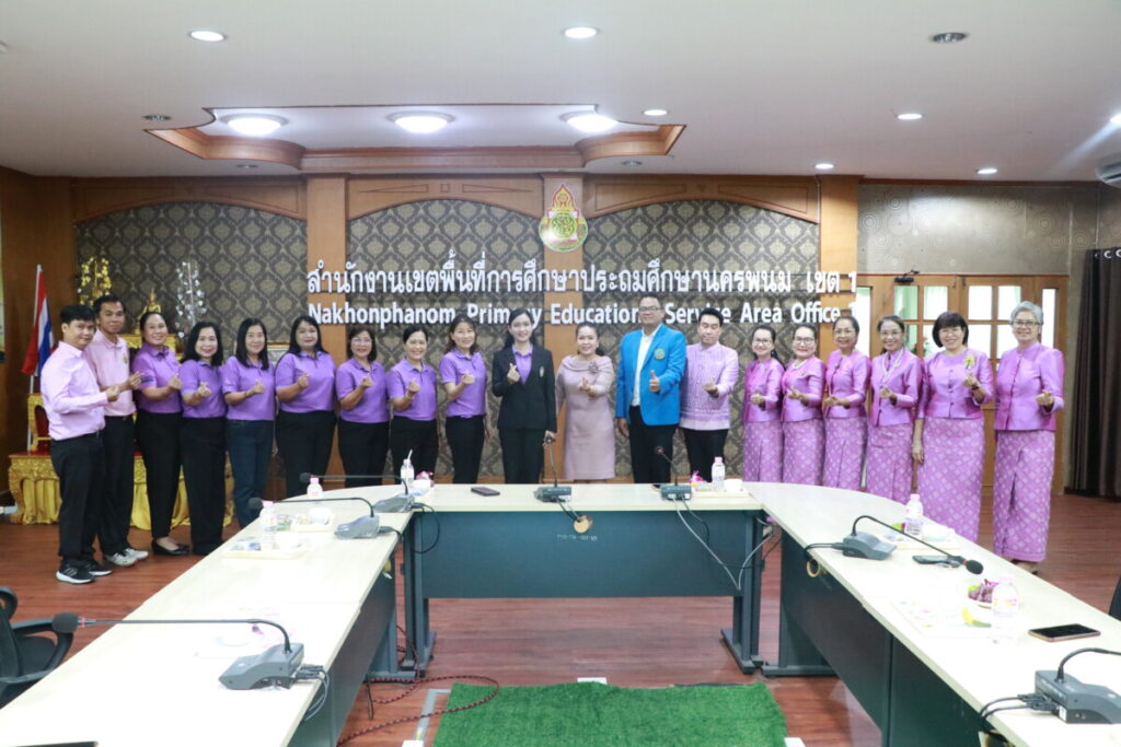 ต้อนรับคณะบุคลากรจาก สพป.สมุทรปราการ เขต 2 ในการศึกษาดูงานโครงการพัฒนาศักยภาพข้าราชการครูและบุคลากรทางการศึกษาฯ 6 Img 4436