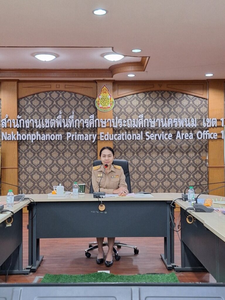 ประชุมการเสนอขอพระราชทานเครื่องราชอิสริยาภรณ์และเหรียญจักรพรรดิมาลา ประจำปี 2568 2 Line Album ประชุมเครื่องราชฯ 241022 5