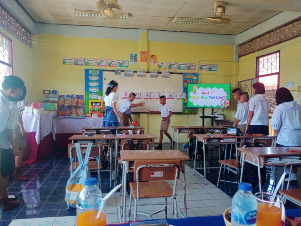 ประเมินการเตรียมความพร้อมและพัฒนาอย่างเข้ม ครั้งที่ 4 ครูผู้ช่วย โรงเรียนบ้านสุขเกษม 1 453532 0