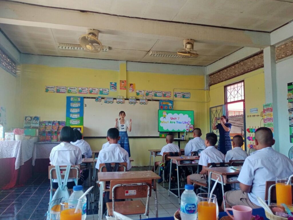 ประเมินการเตรียมความพร้อมและพัฒนาอย่างเข้ม ครั้งที่ 4 ครูผู้ช่วย โรงเรียนบ้านสุขเกษม 3 453536 0