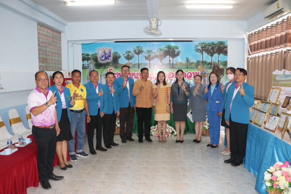 ประเมินสัมฤทธิผลการปฏิบัติงานในหน้าที่ รองผู้บริหารสถานศึกษา ณ โรงเรียนบ้านท่าค้อ (ชุณห์ประสาทศิลป์), โรงเรียนบ้านนาคอกควาย และ โรงเรียนอนุบาลนครพนม 3 IMG 6332