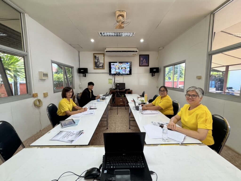 ประชุมผู้รับผิดชอบในการดูแลระบบ e-Learning หลักสูตร Obec Money Coach 1 S 10190948 0