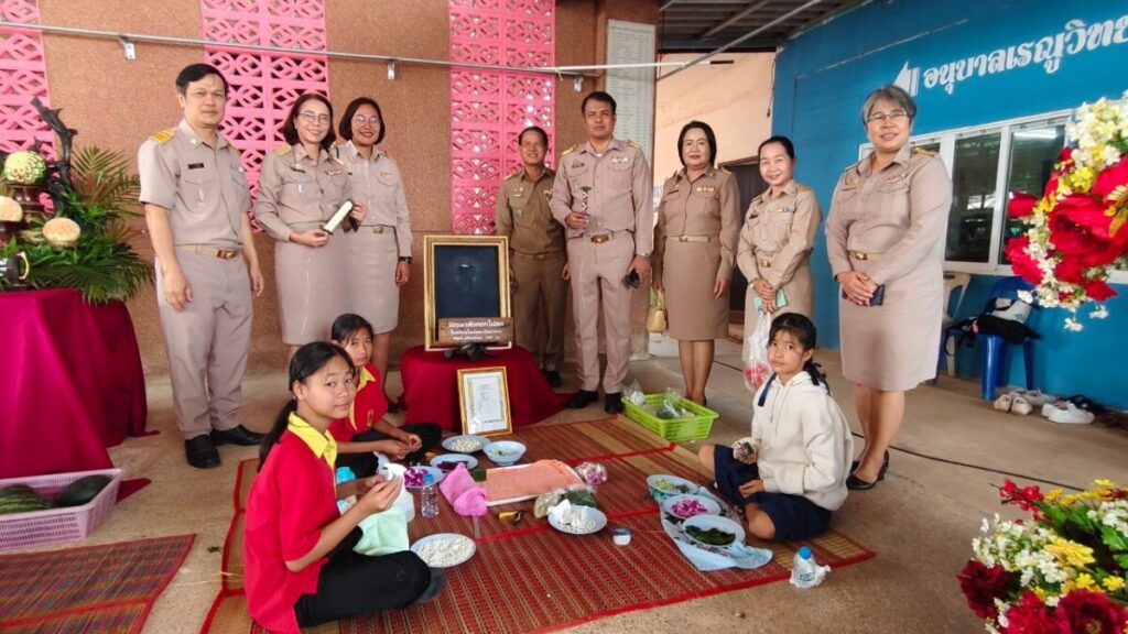 เปิดการแข่งขันศิลปหัตถกรรมนักเรียน ครั้งที่ 72 ปีการศึกษา พ.ศ.2567 ระดับเครือข่าย ของเครือข่ายเรณูนคร 2 S 54231099 0