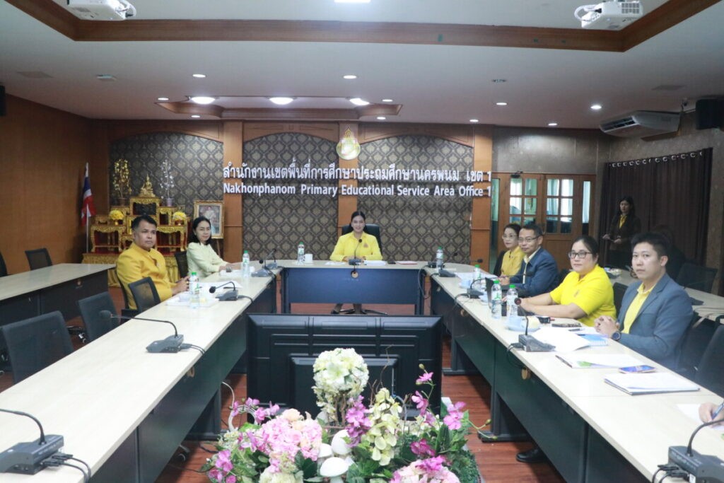 ประชุมคณะทำงานการพัฒนางานตามข้อตกลงของข้าราชการครูและบุคลากรทางการศึกษา ตำแหน่ง ผู้อำนวยการสำนักงานเขตพื้นที่การศึกษา 1 IMG 6739