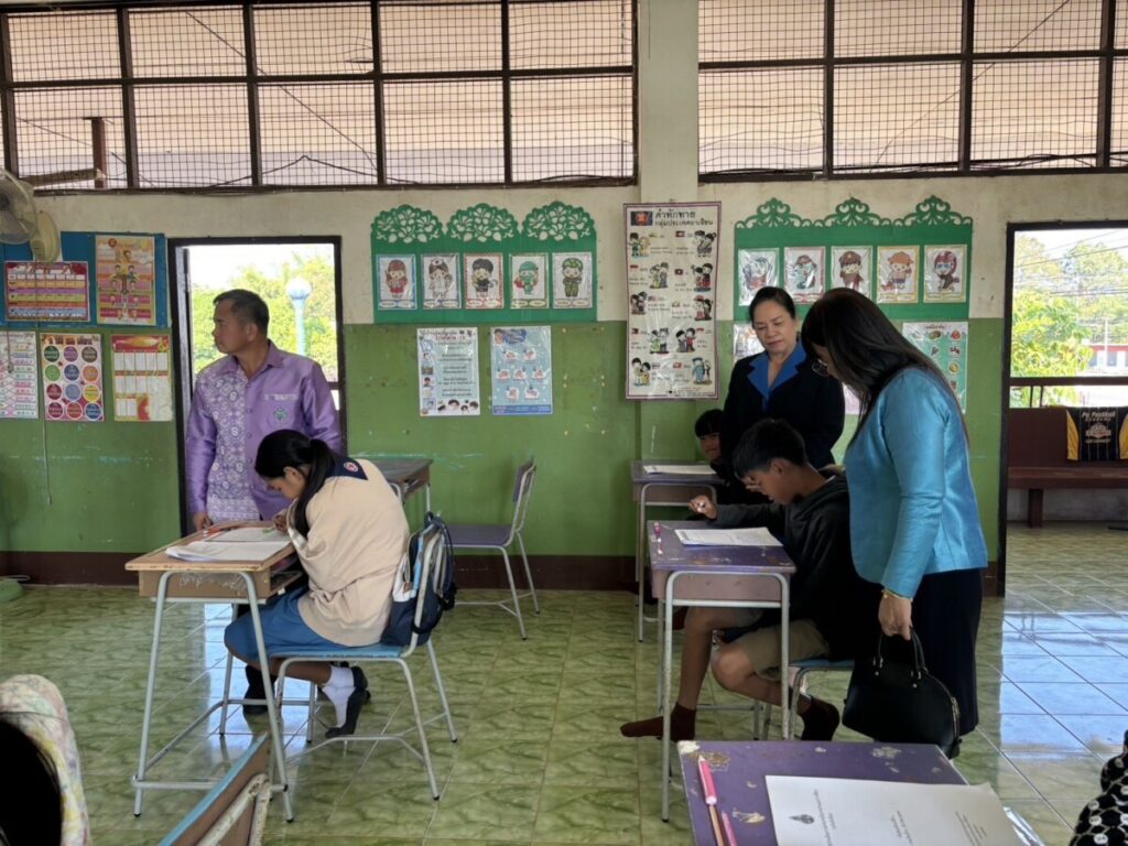 ติดตามการดำเนินการคัดกรอง ความสามารถในการอ่านและการเขียนของนักเรียน ชั้นประถมศึกษาปีที่ 1-6 โรงเรียนบ้านสำราญ 5 S 4497571 0