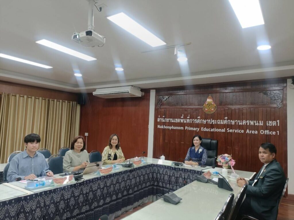 ประชุมการนำฐานข้อมูลรายบุคคลของเด็กนอกระบบการศึกษาและเด็กตกหล่นเพื่อติดตามค้นหาและนำกลับเข้าสู่ระบบการศึกษา 1 27531 0