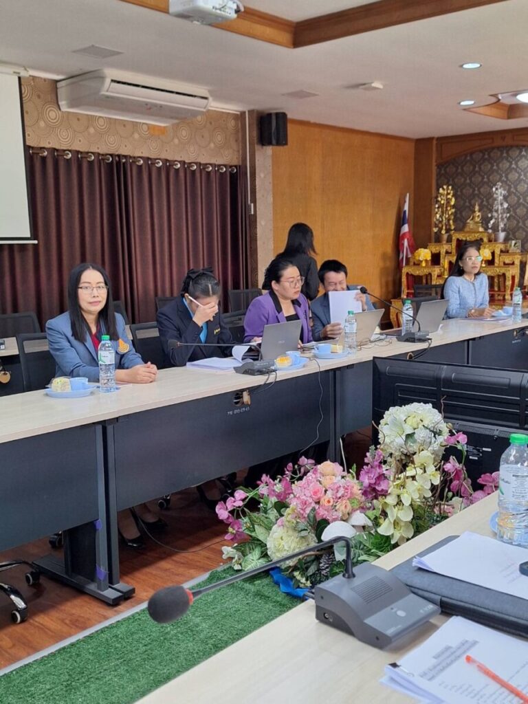ประชุมคณะทำงานการพัฒนางานตามข้อตกลงของข้าราชการครูและบุคลากรทางการศึกษา ตำแหน่ง ผู้อำนวยการสำนักงานเขตพื้นที่การศึกษา ครั้งที่ 1/2568 3 28735