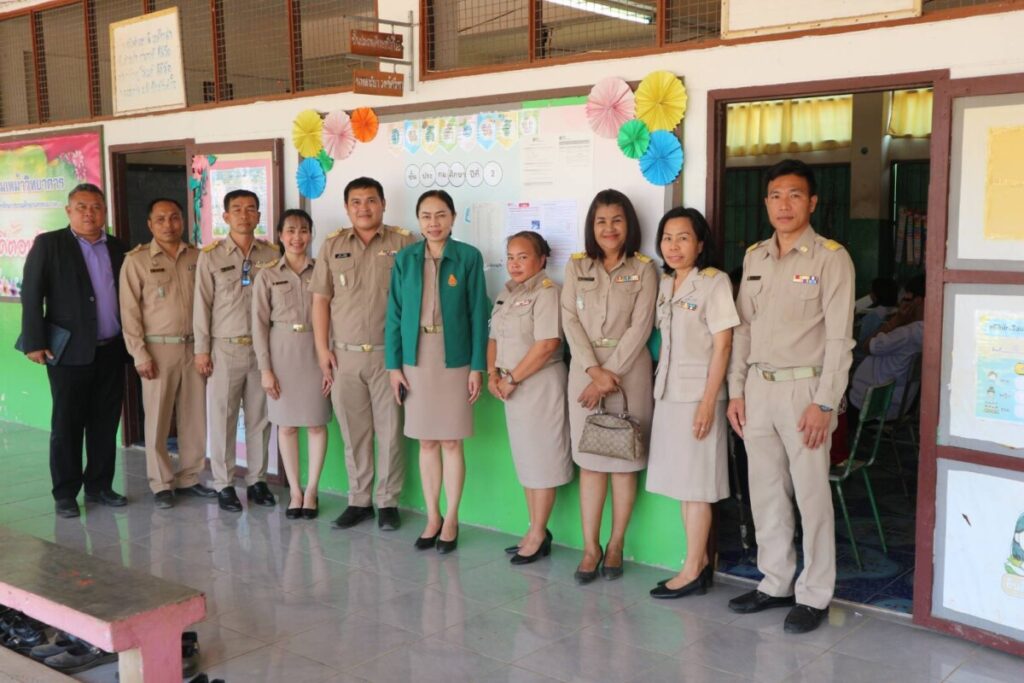 สพป.นครพนม เขต 1 ออกตรวจเยี่ยม ให้กำลังใจ นักเรียนและคณะกรรมการO-NET ปีการศึกษา 2567 ชั้นประถมศึกษาปีที่ 6 1 148527 0