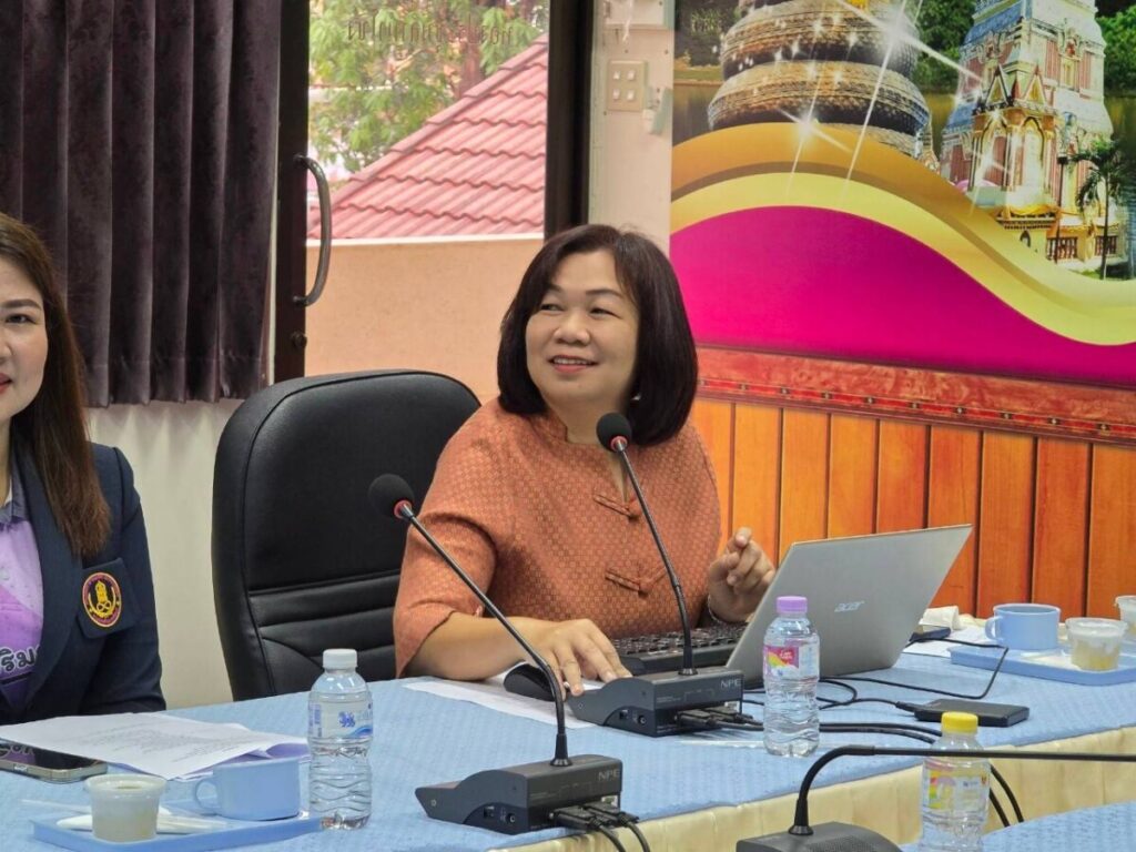 ประชุมชี้แจงแนวทางการประเมินโครงการสถานศึกษาสีขาว ปลอดยาเสพติดและอบายมุข ปีการศึกษา 2567 2 76069 0