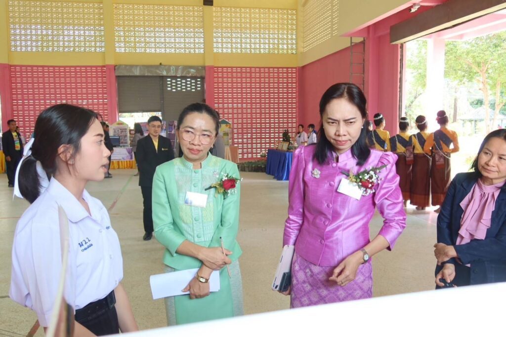 ประเมินสถานศึกษาเพื่อรับรางวัลพระราชทานประจำปีการศึกษา 2567 ระดับกลุ่มจังหวัดที่ 10 3 83235 0