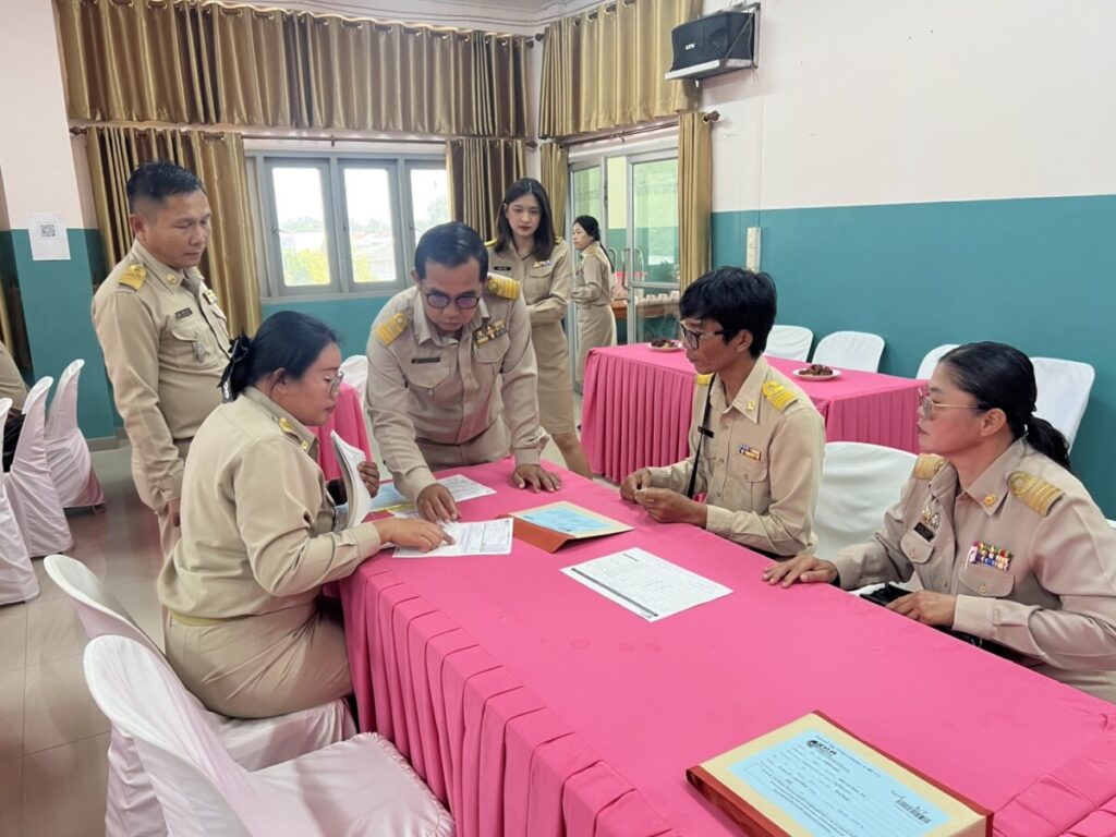 สพป.นครพนม เขต 1 ออกตรวจเยี่ยม ให้กำลังใจ นักเรียนและคณะกรรมการO-NET ปีการศึกษา 2567 ชั้นประถมศึกษาปีที่ 6 5 S 55140455 0